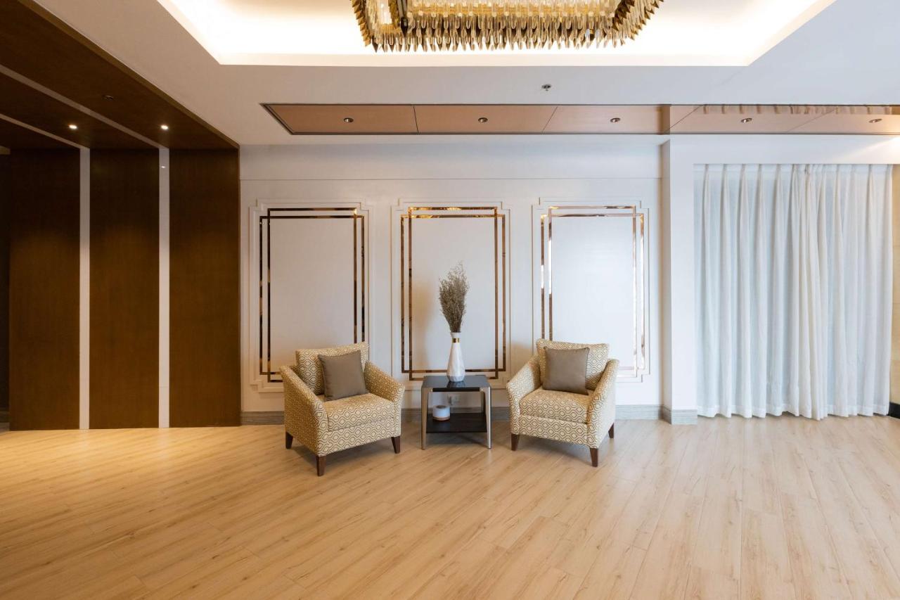 Best Western Plus Metro Clark Angeles Exterior foto