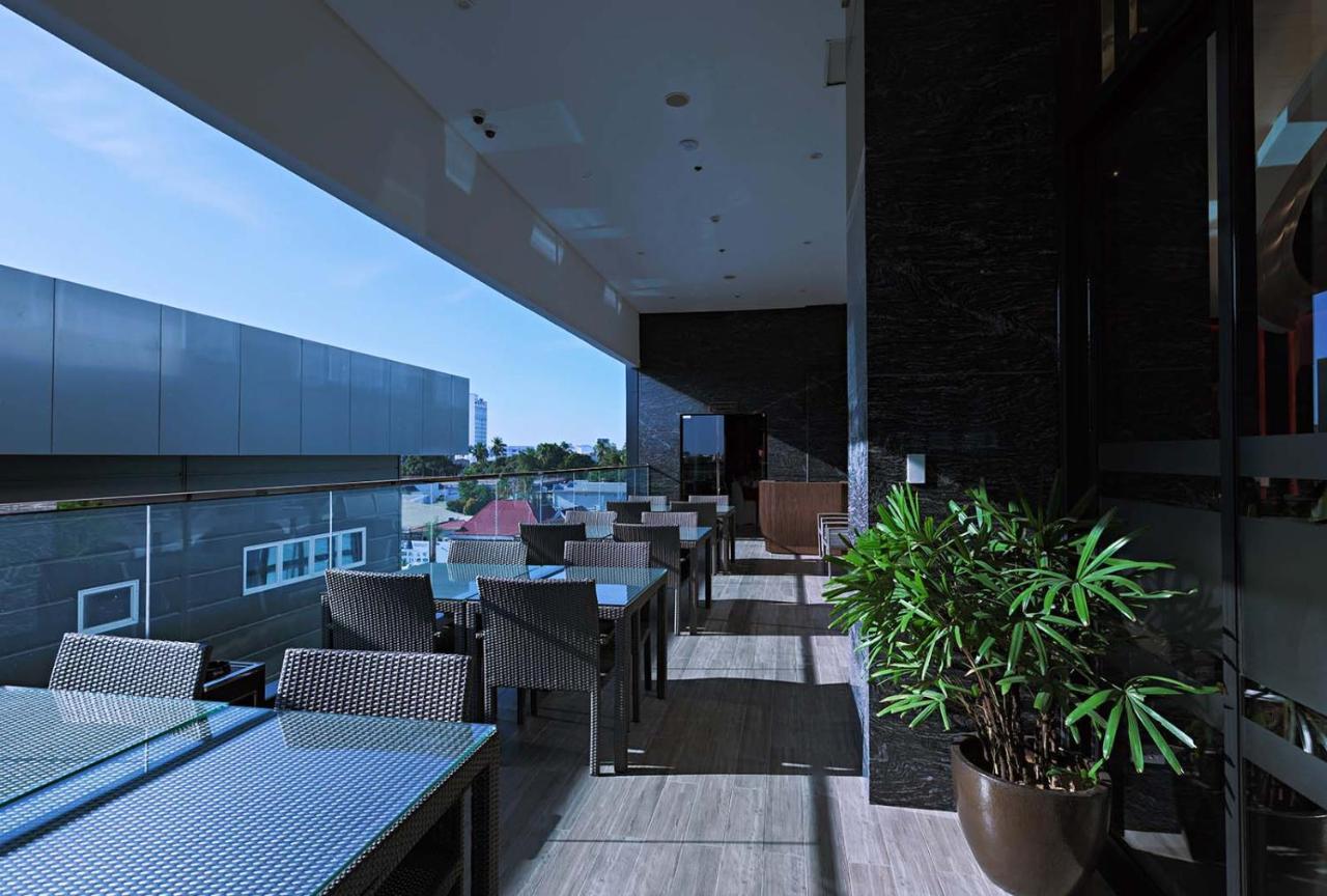 Best Western Plus Metro Clark Angeles Exterior foto