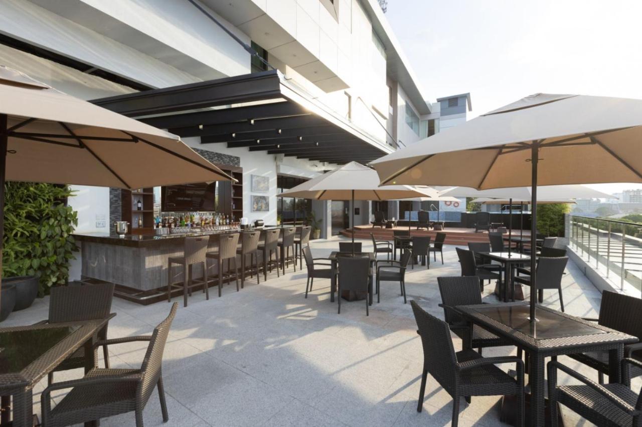 Best Western Plus Metro Clark Angeles Exterior foto