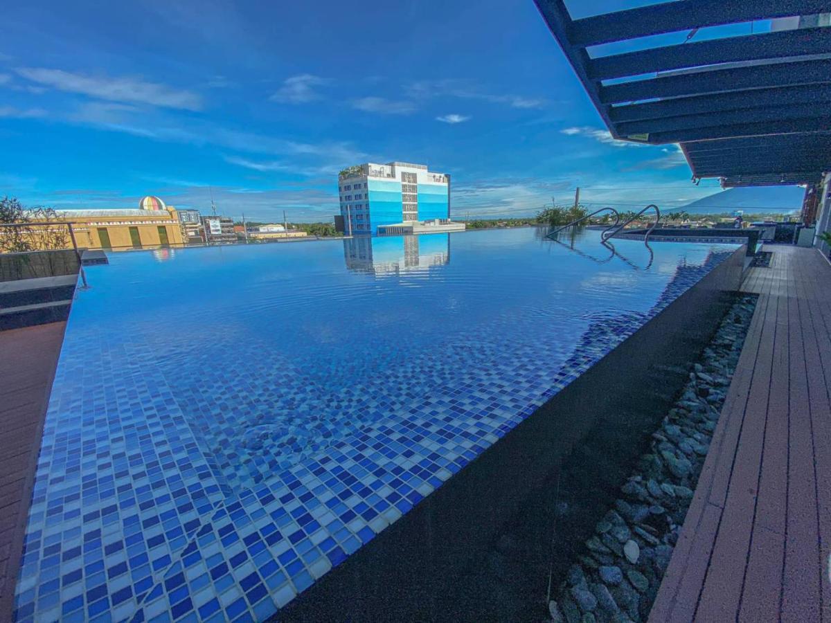 Best Western Plus Metro Clark Angeles Exterior foto