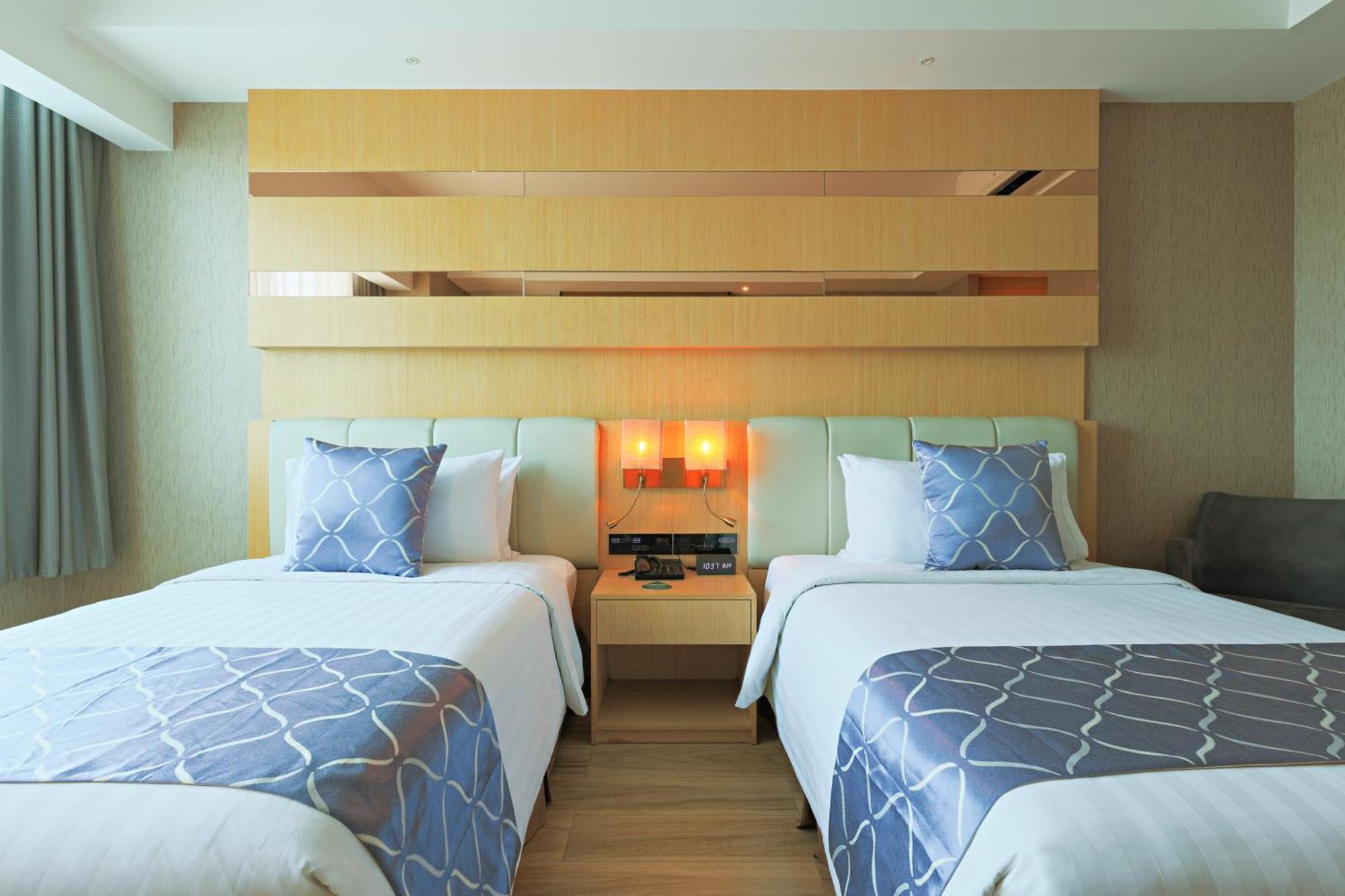 Best Western Plus Metro Clark Angeles Exterior foto